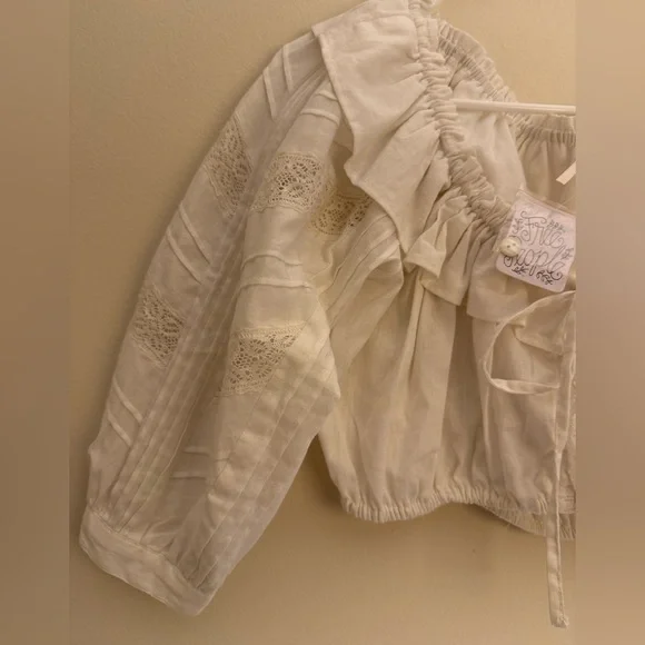 Mystic Free People Cream Ruffled Blouse - Picture 4 of 8